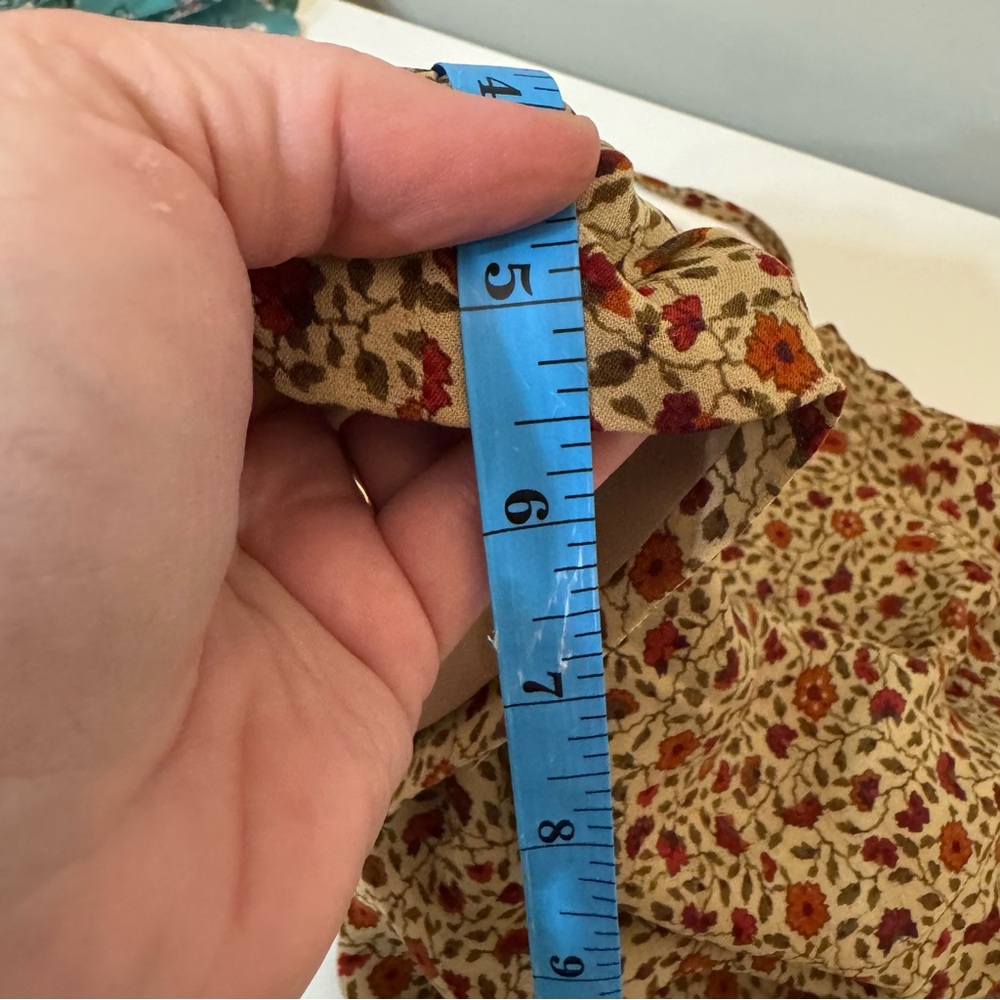 Vintage 100% Silk Shorts High Rise Small Ditzy Floral 5” Inseam Double Layer - Picture 10 of 12